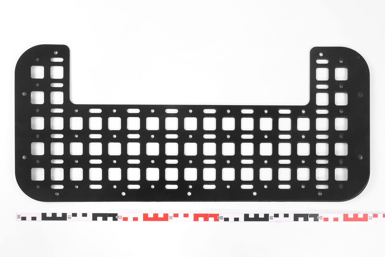 Tailgate Organizer aus gelasertem HDPE, bemaßt