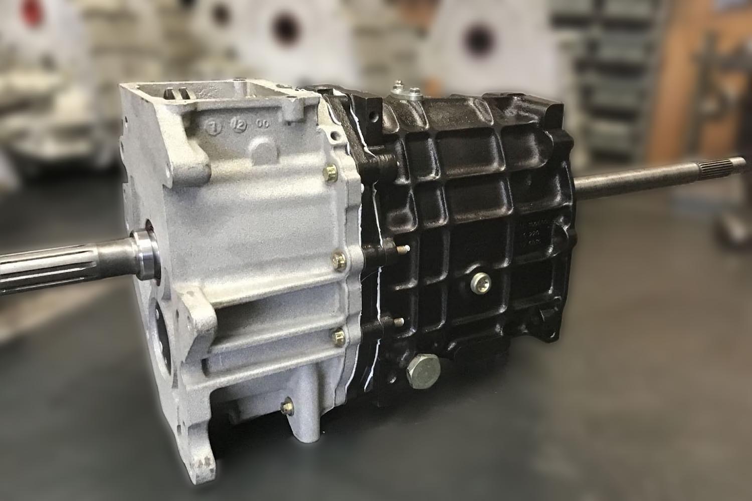 Overdriven gearbox for Td5, side view