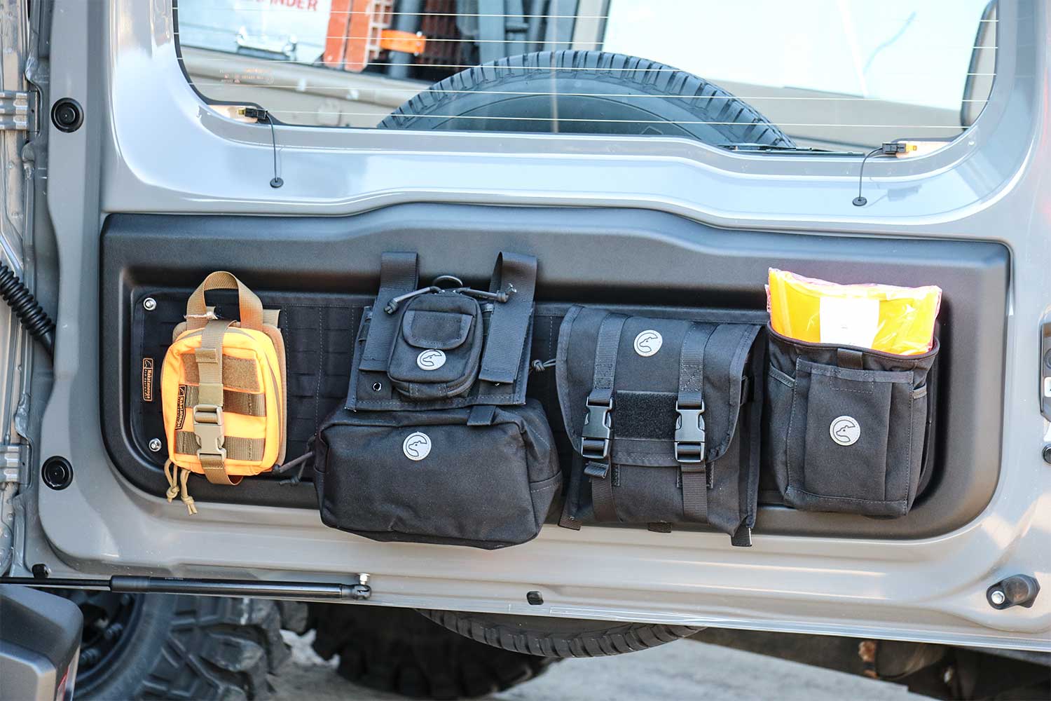 Tailgate Organizer, Suzuki Jimny, First aid