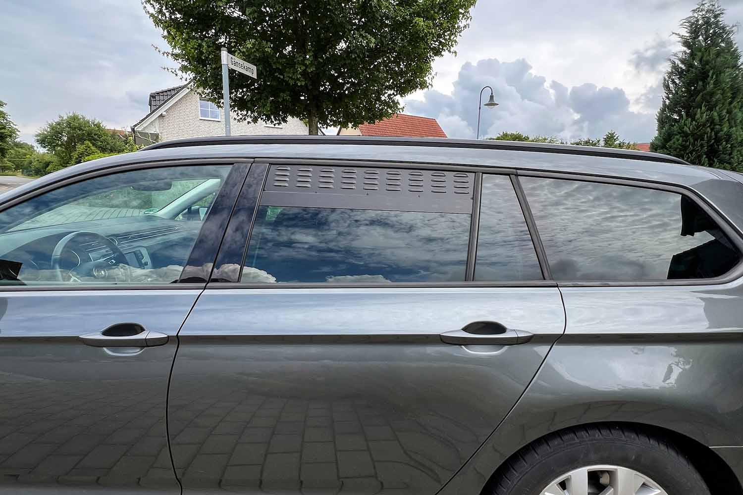 Lüftungsgitter für hintere Seitenfenster VW Passat Variant B8