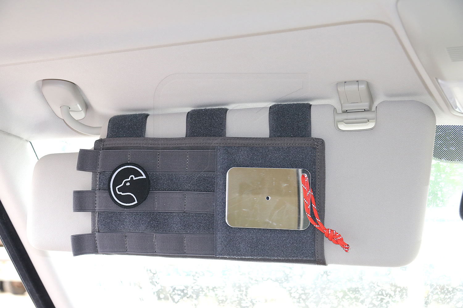 Auto Sonnenblende Organizer, Autovisier Lagerung Anti-Rutsch elastische  gewebte Platte für Sonnenbrille Halter Parken Tankkarte Zubehör