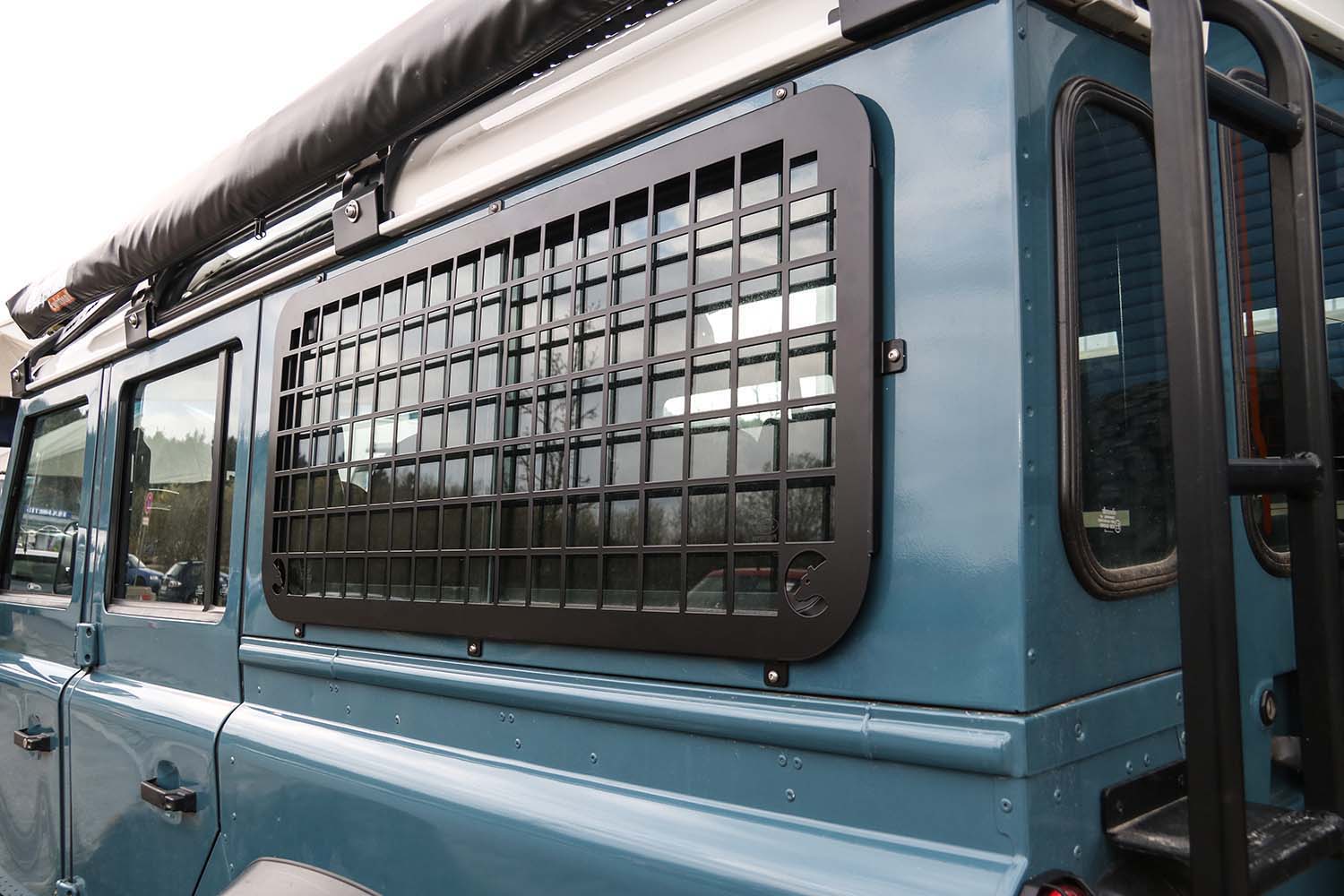 ▷ Fenstergitter für Land Rover Defender - hier erhältlich!