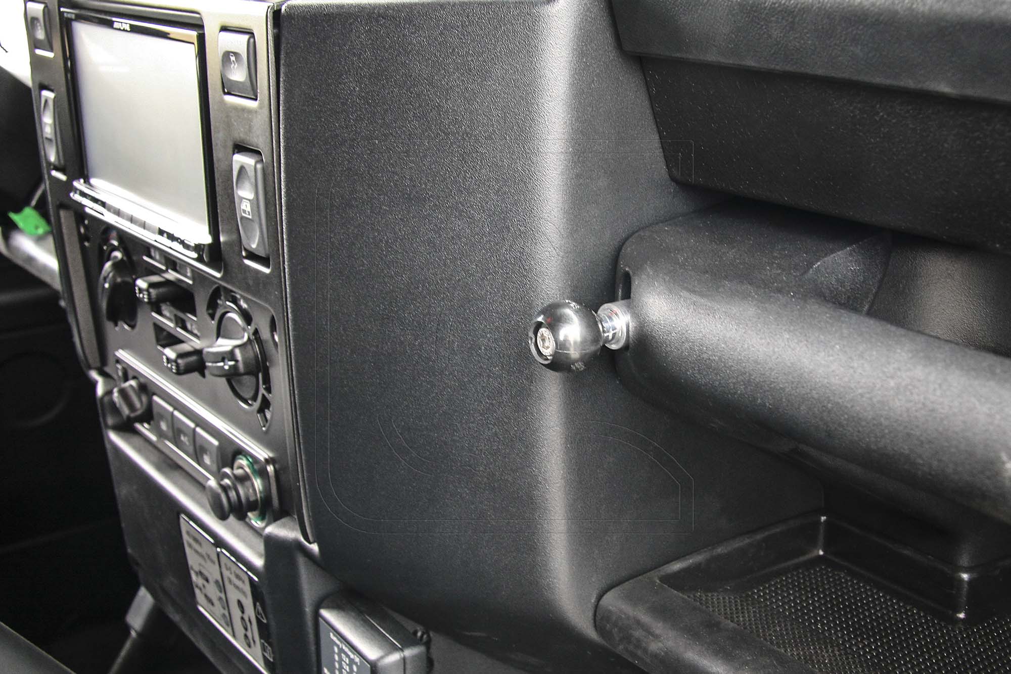 USB Buchse für Land Rover Defender Td5, Tdci, Td4
