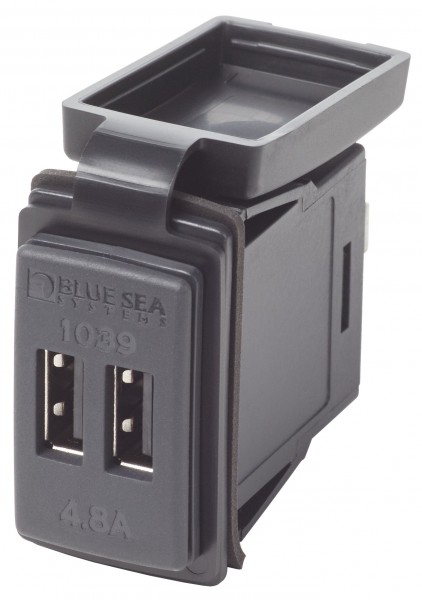 ▷ BlueSea Dual USB Steckdose Carling-Ausschnitte - hier erhältlich!